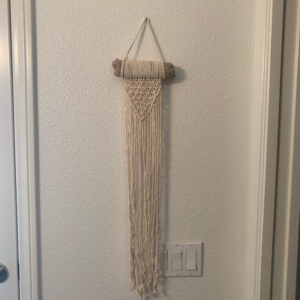 Macrame wall hanging